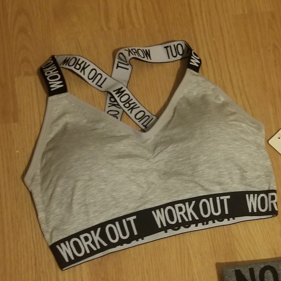WORKOUT bra top - Picture 1 of 3
